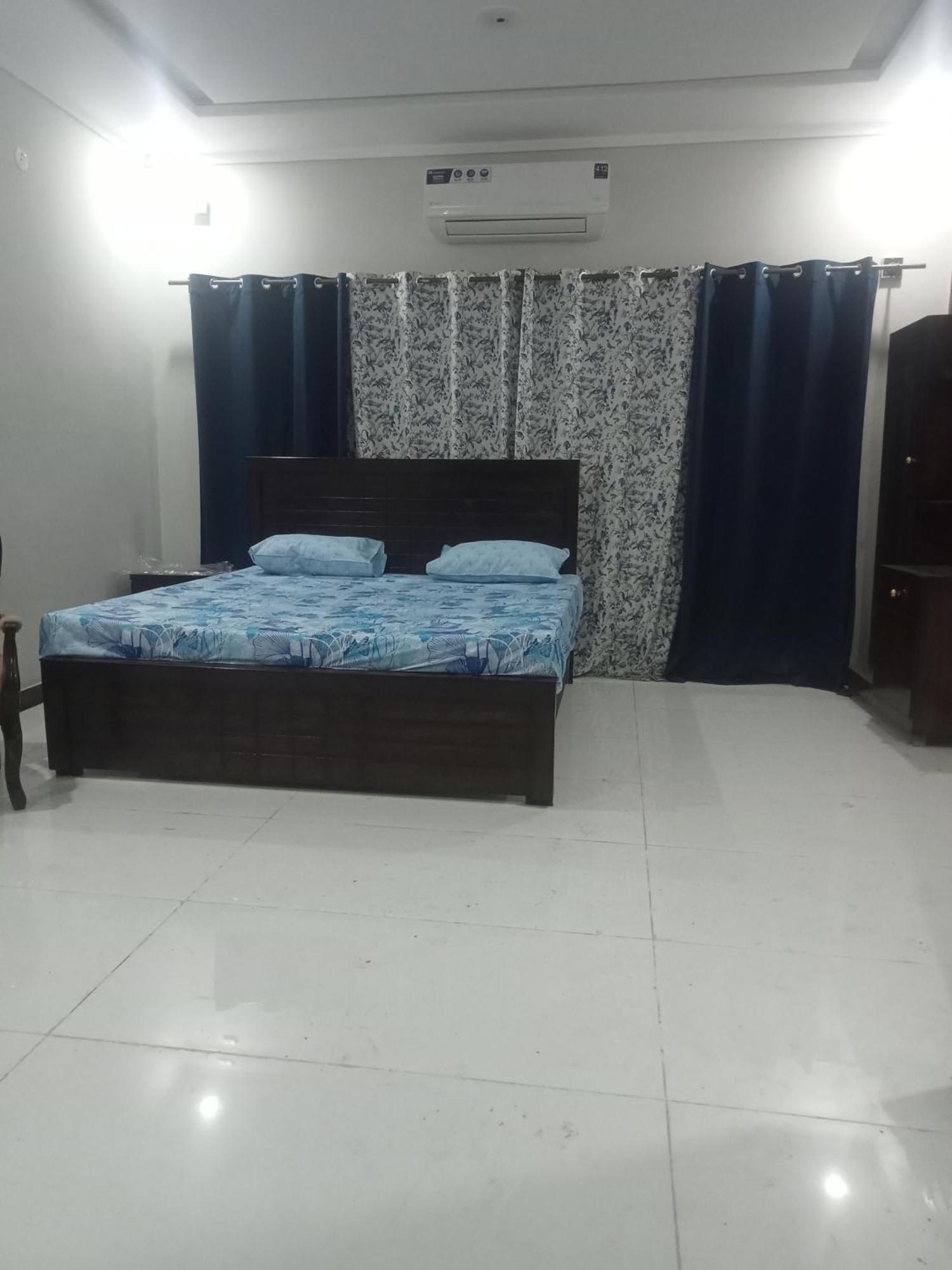 Ryazm Guest House Rawalpindi Dış mekan fotoğraf