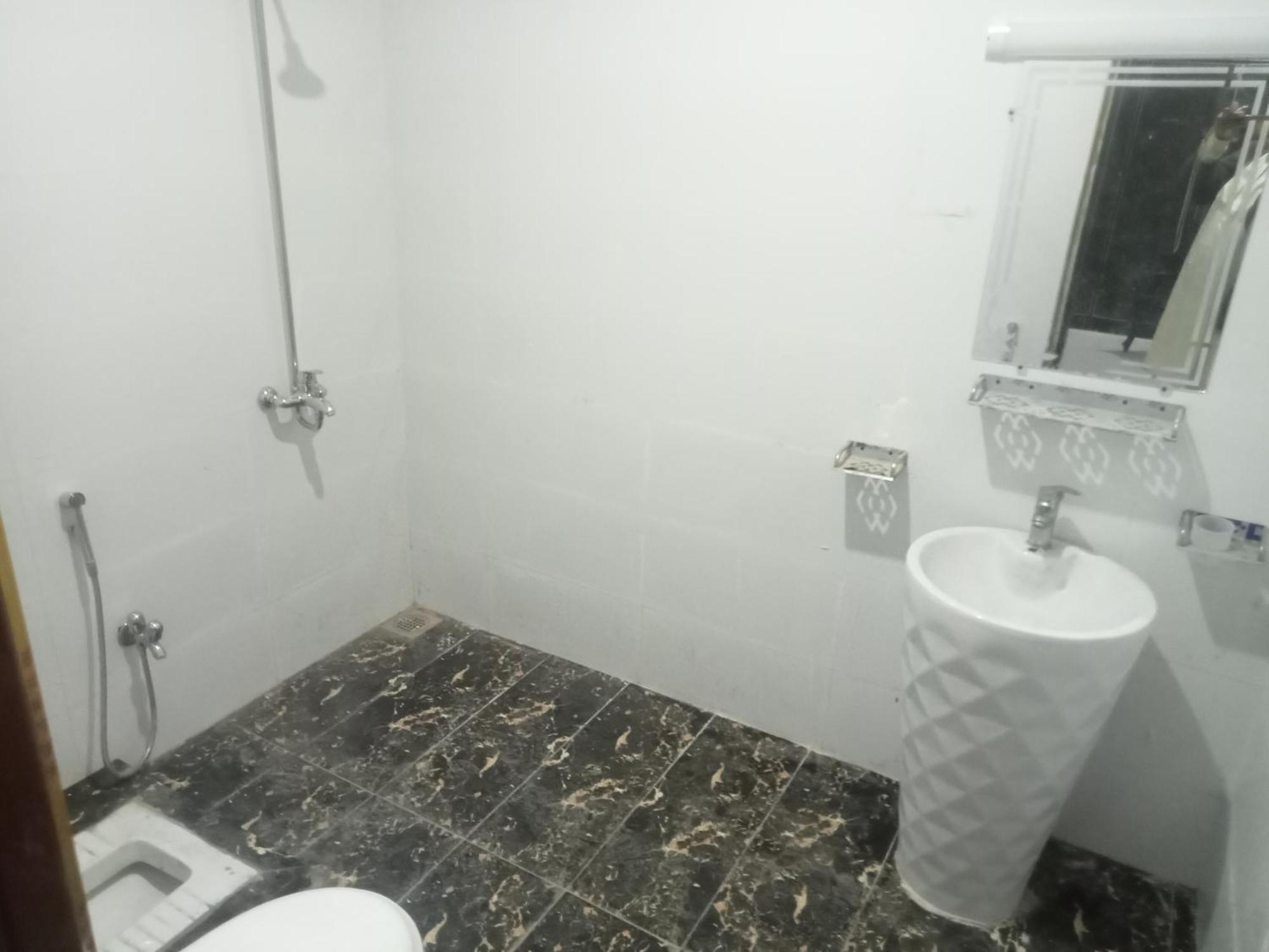 Ryazm Guest House Rawalpindi Dış mekan fotoğraf