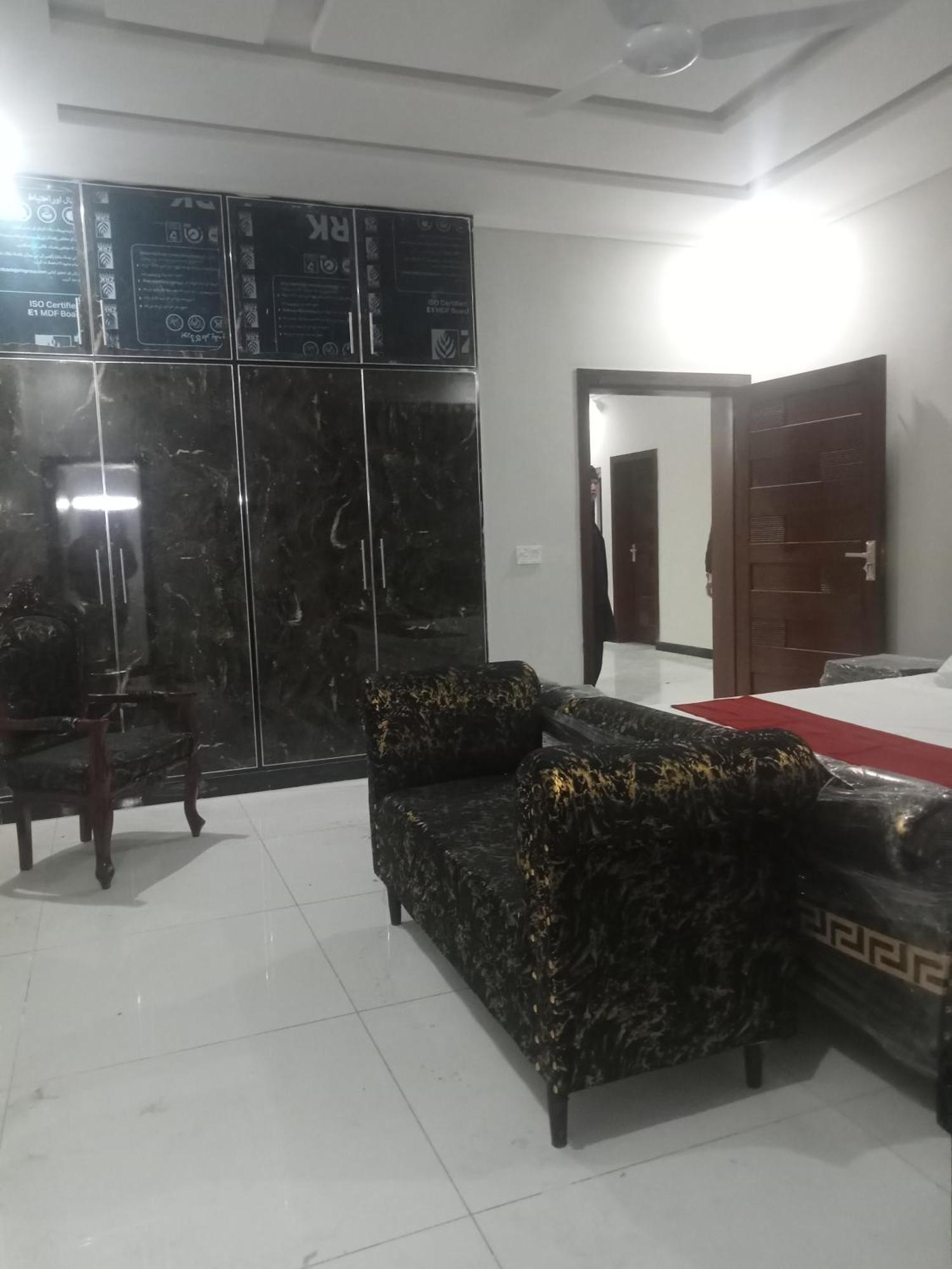 Ryazm Guest House Rawalpindi Dış mekan fotoğraf